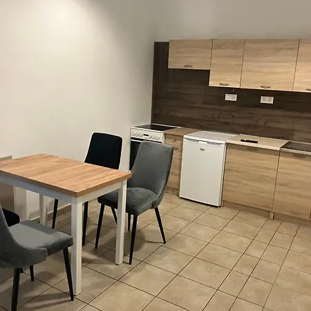 Lacne Apartmán *